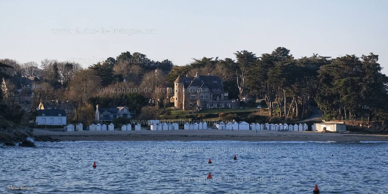 ../pages/plage-de-rospico-en-fin-de-journee.html